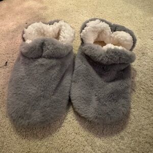 Cozy Gray Fuzzy Slippers